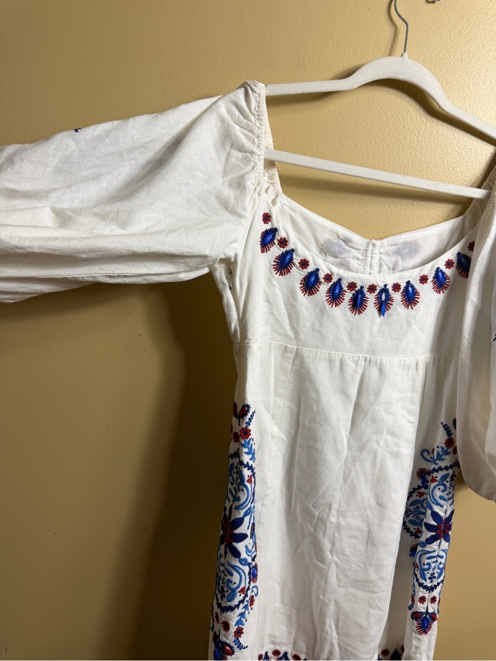 Farm Rio Off-White Navy Embroidery Mini Dress. Small - Picture 10 of 10